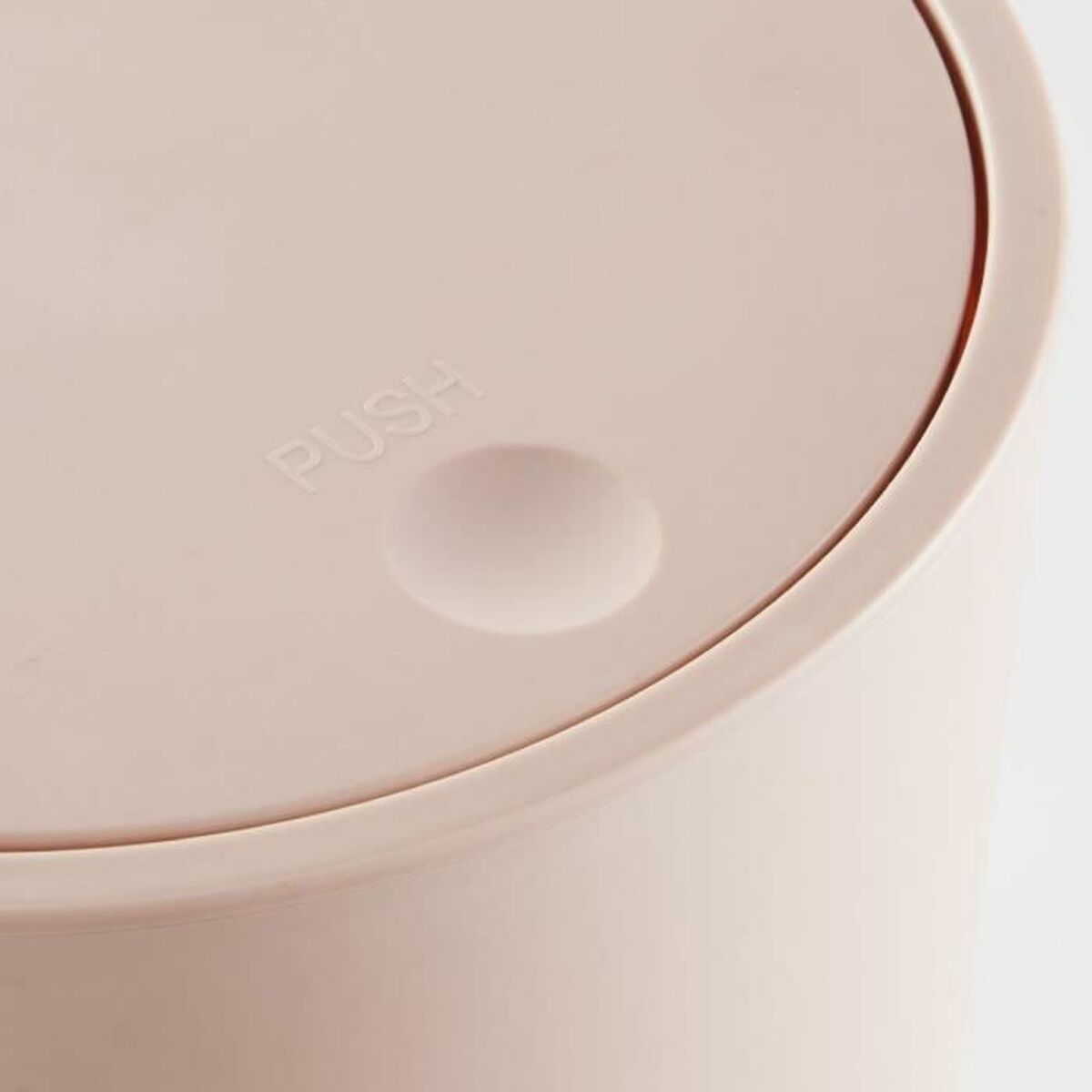 V8H494B26E506980543F2FF6891972B05BER7026128P3