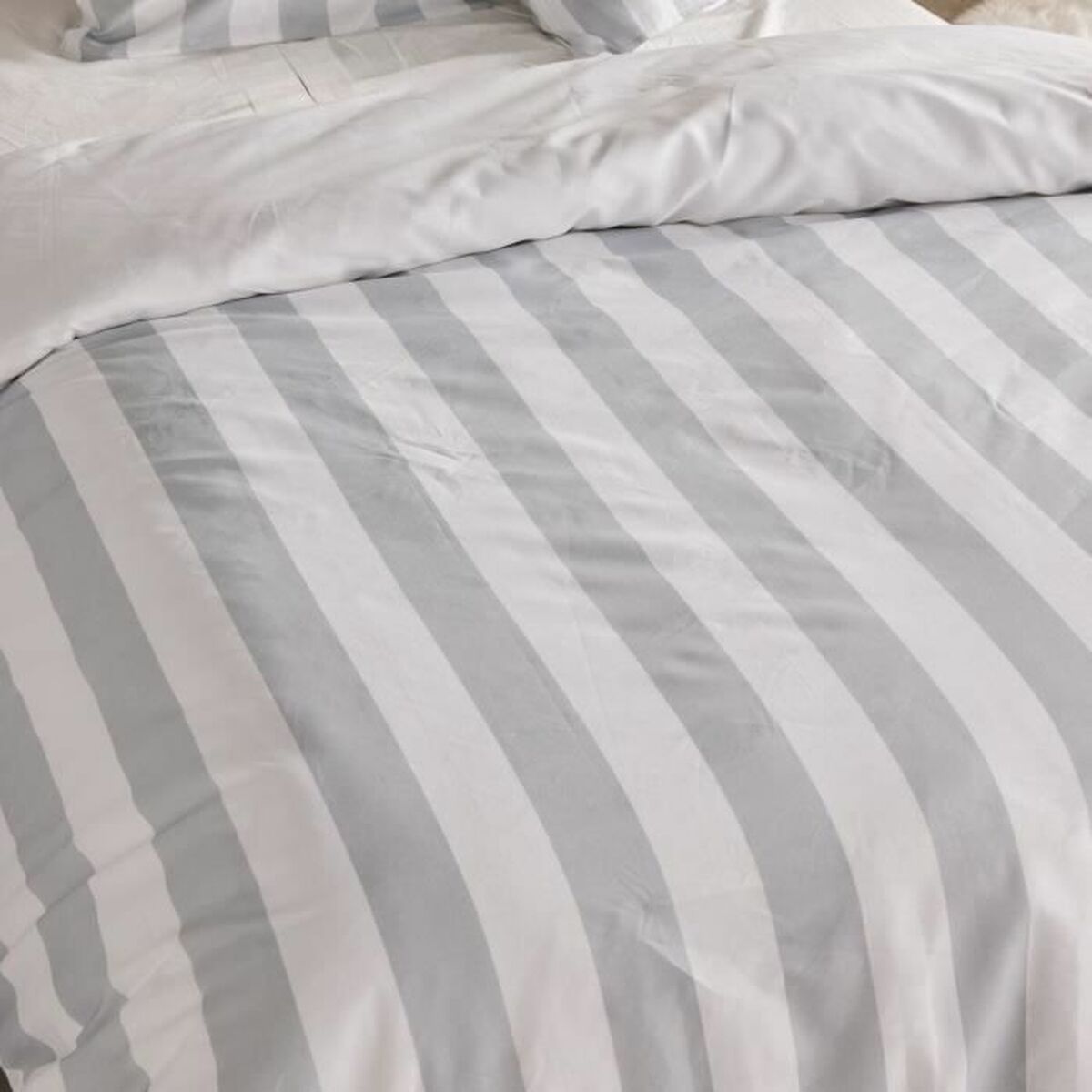 V3H7CE3004C09034E0B811884F82103E78FR5952363P2