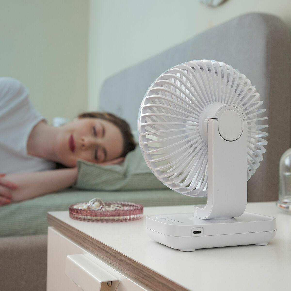 Innovagoods Ventilateur De Bureau Rechargeable Fanrec Innovagoods Ø5,4'' 3600 Mah / 13,3 W