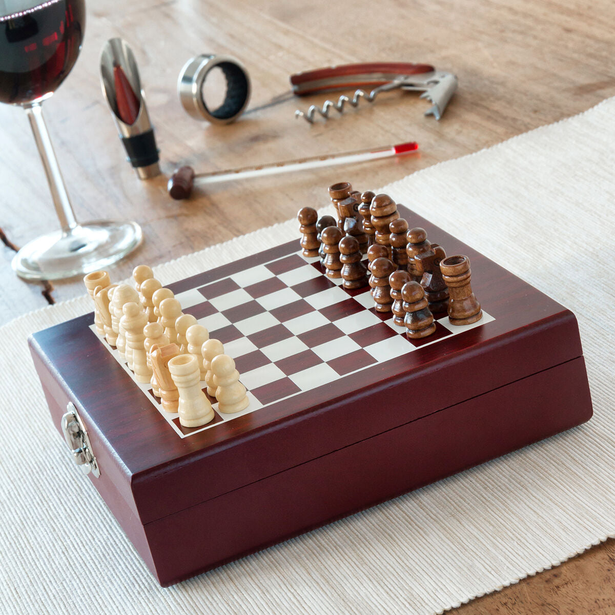 Innovagoods Ensemble D'accessoires À Vin Et Échecs Innovagoods 37 Pièces