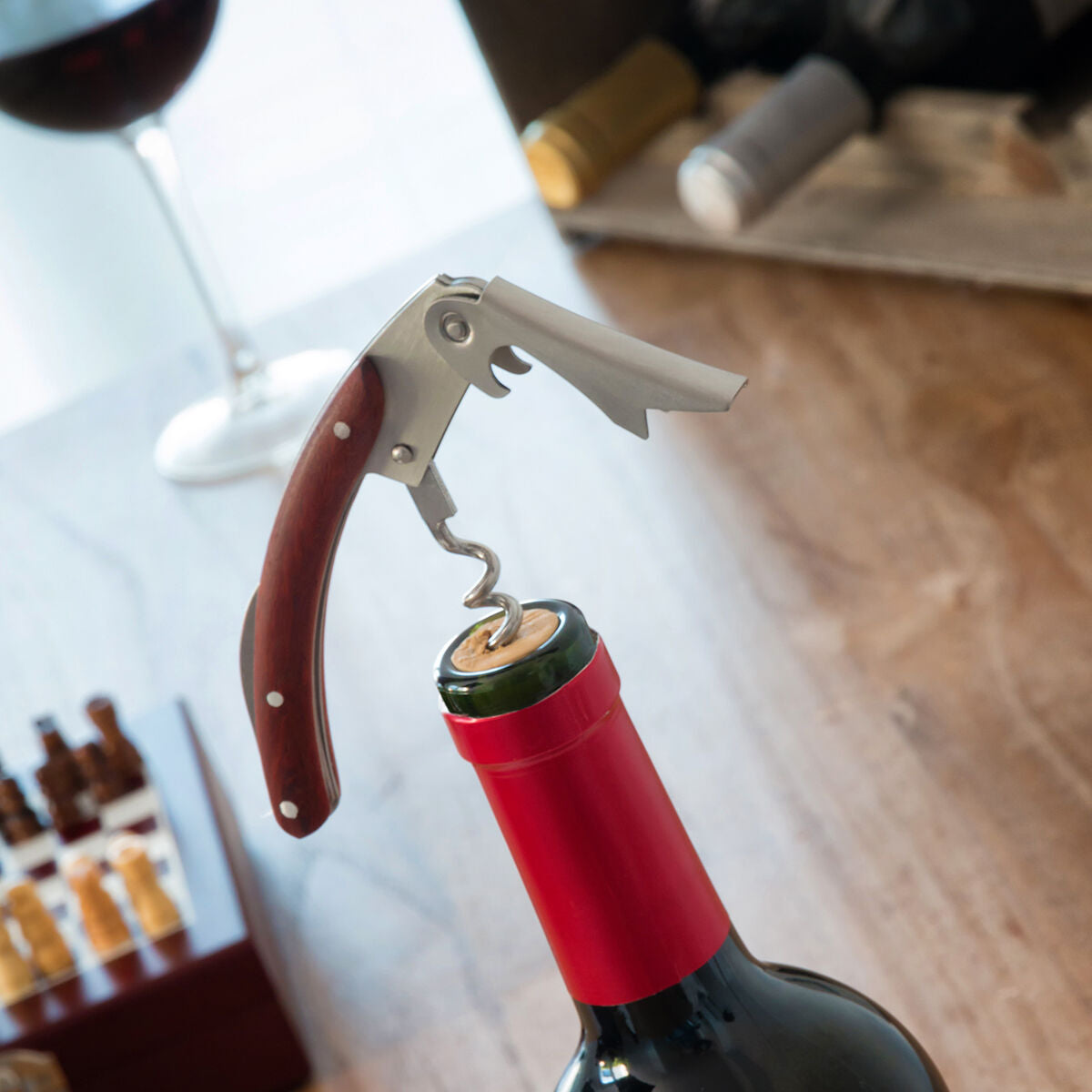 Innovagoods Ensemble D'accessoires À Vin Et Échecs Innovagoods 37 Pièces