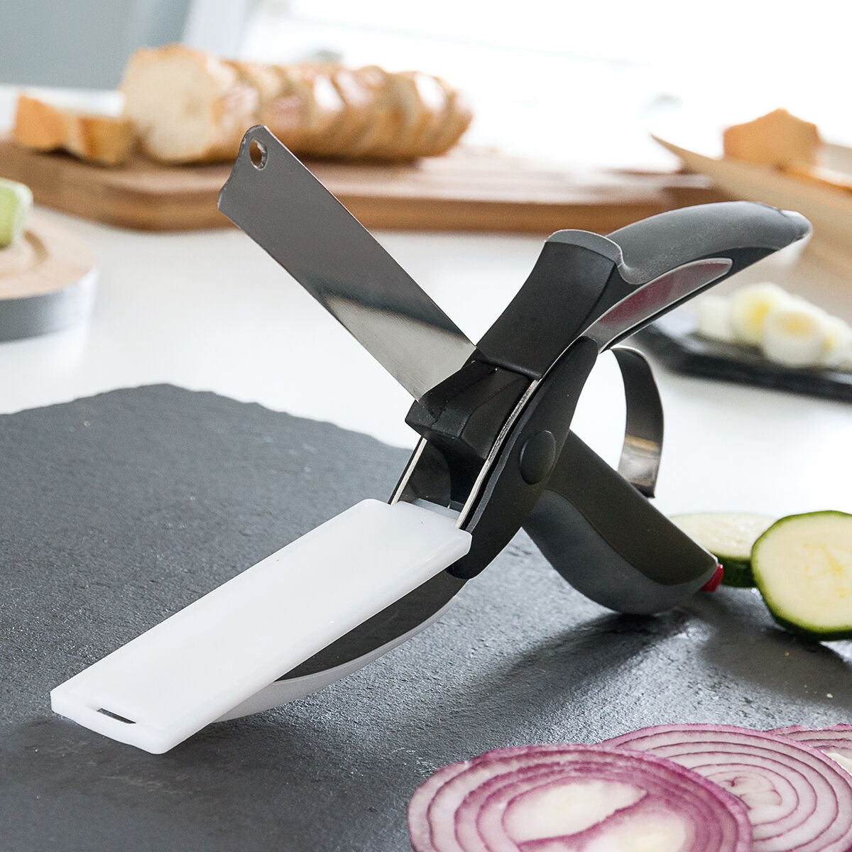 Innovagoods Couteau-Ciseau Avec Mini Planche À Découper Intégrée Scible Innovagoods