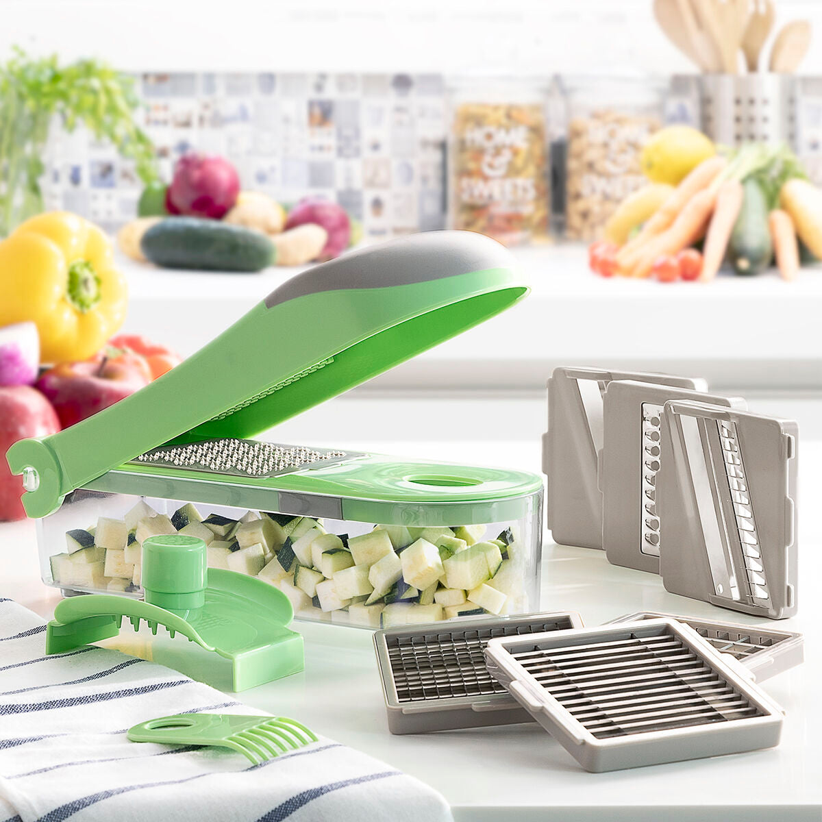 Innovagoods Coupe-Légumes, Râpe Et Mandoline Avec Recettes Et Accessoires 7 En 1 Choppie Expert Innovagoods