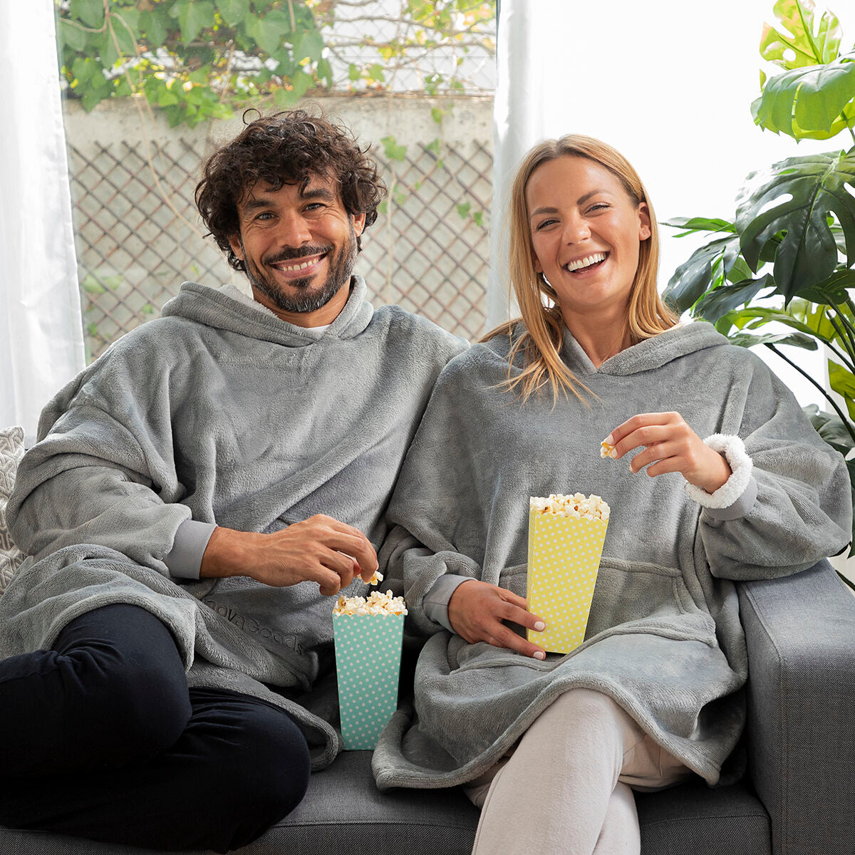Innovagoods Couverture À Manches Sweat-Shirt Oversize Avec Polaire Swug Innovagoods