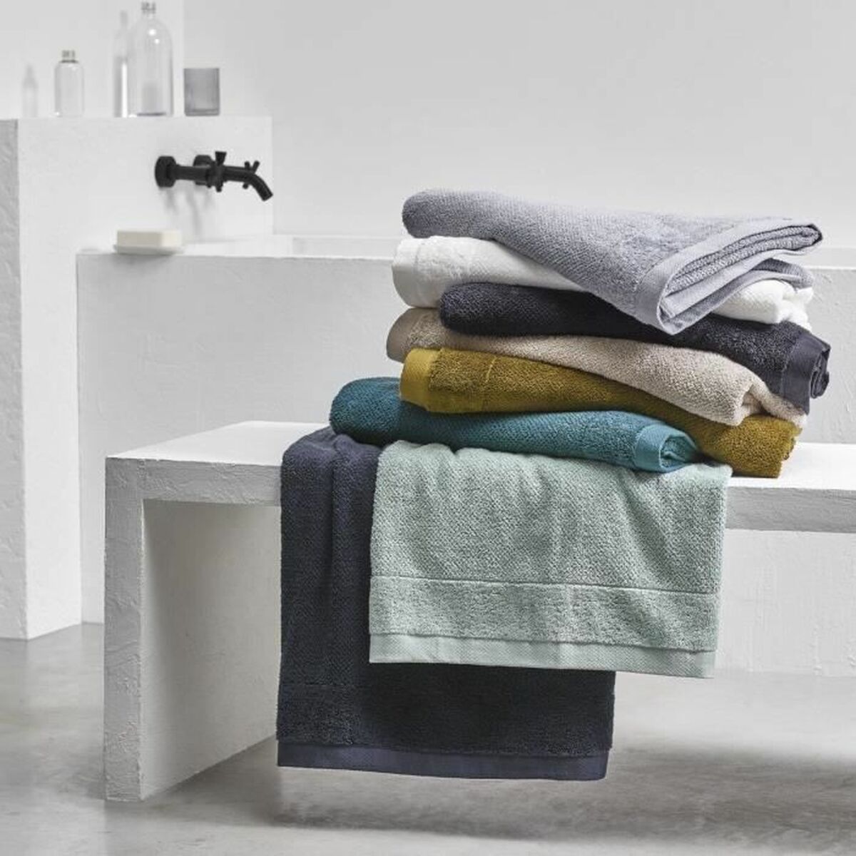 V3HDF447614183B5B2E79BC3EDDC37CD09AR5838401P5