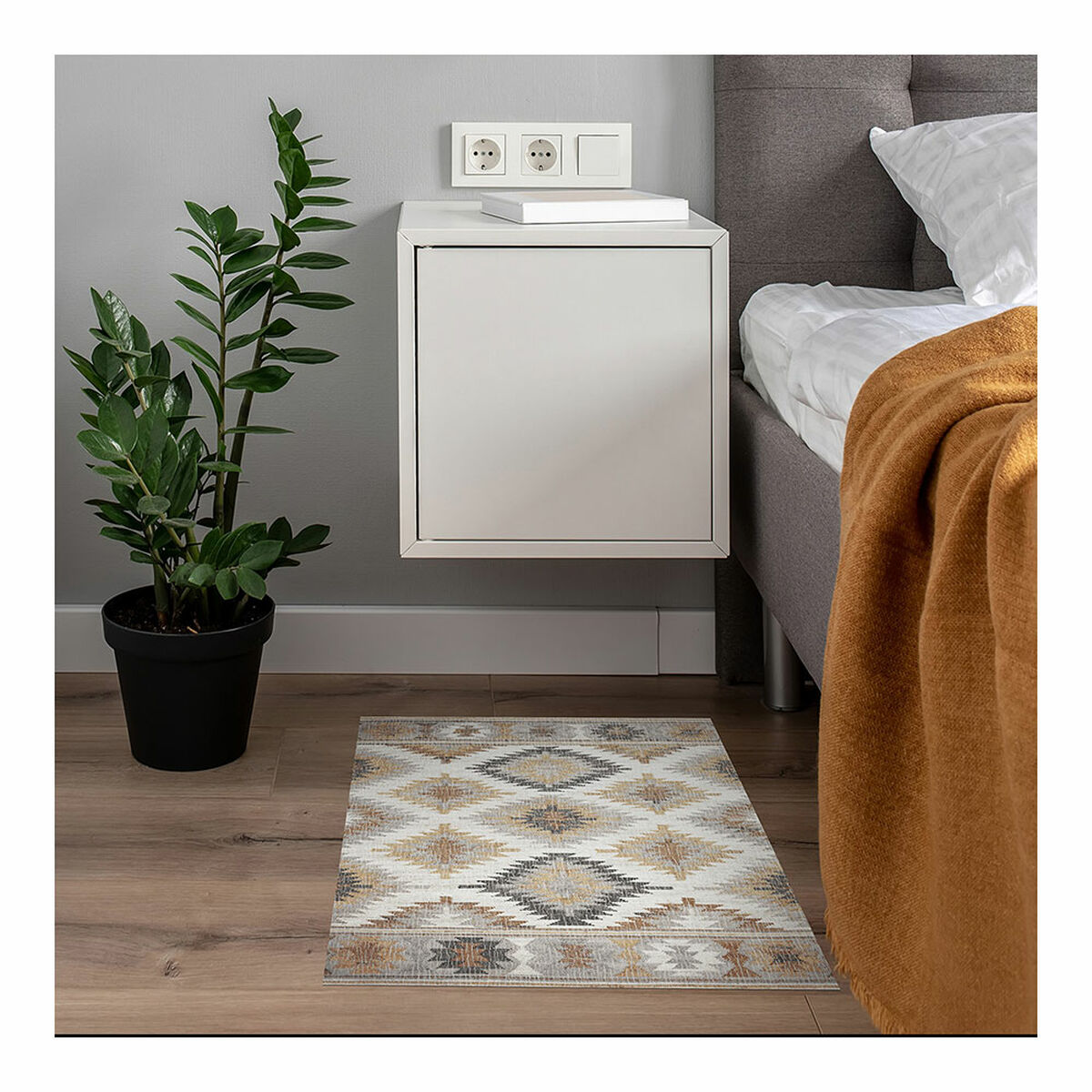 V6HC36E5780AE3764B46E130C8C7CA8DA9DR5024956P2