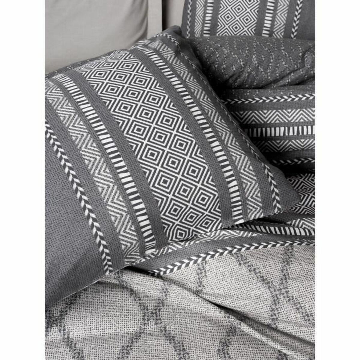 V4H2308619F9066A6E2CE3BF8919FEF86A6R7134600P2