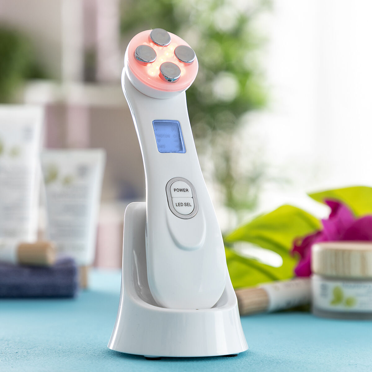 Innovagoods Masseur Facial Avec Radiofréquence, Photothérapie Et Électrostimulation Wace Innovagoods